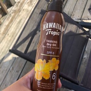 Tanning spray